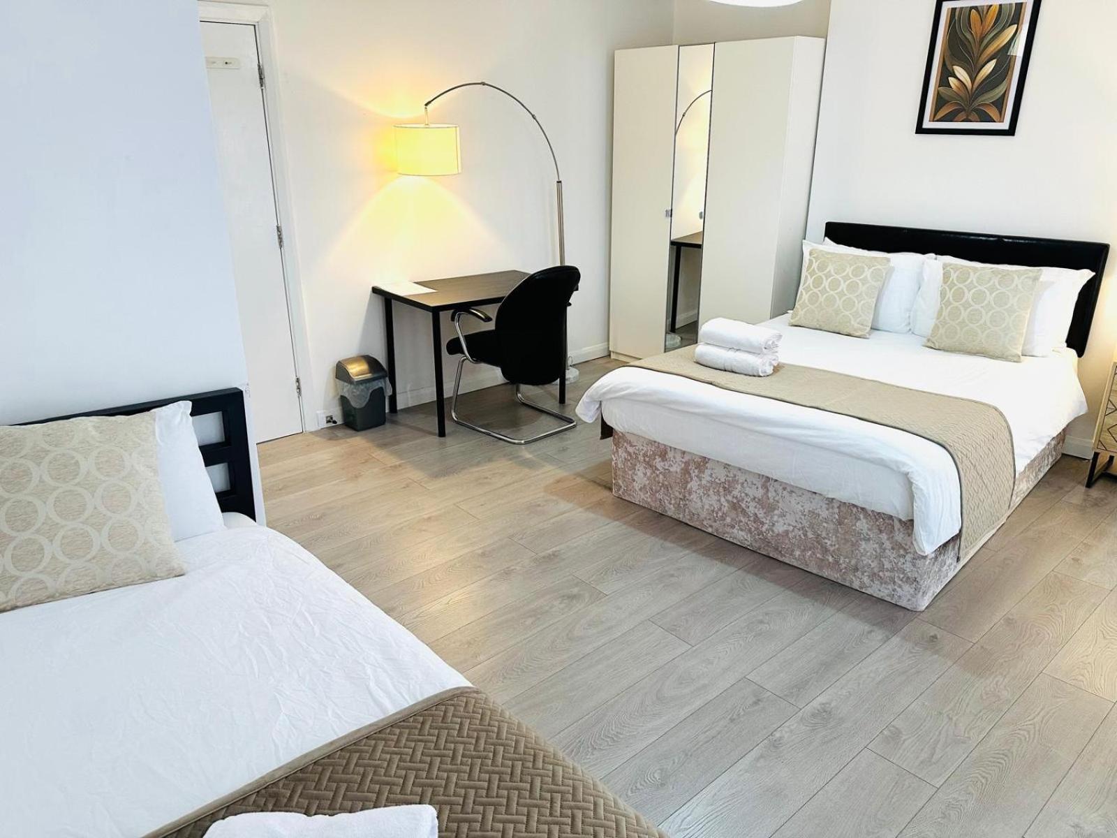 Guest house Westferry